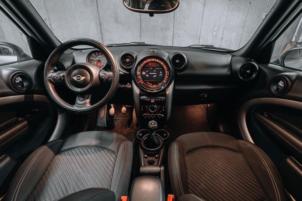 Mini Countryman 1.5 D 90cv ano 2016