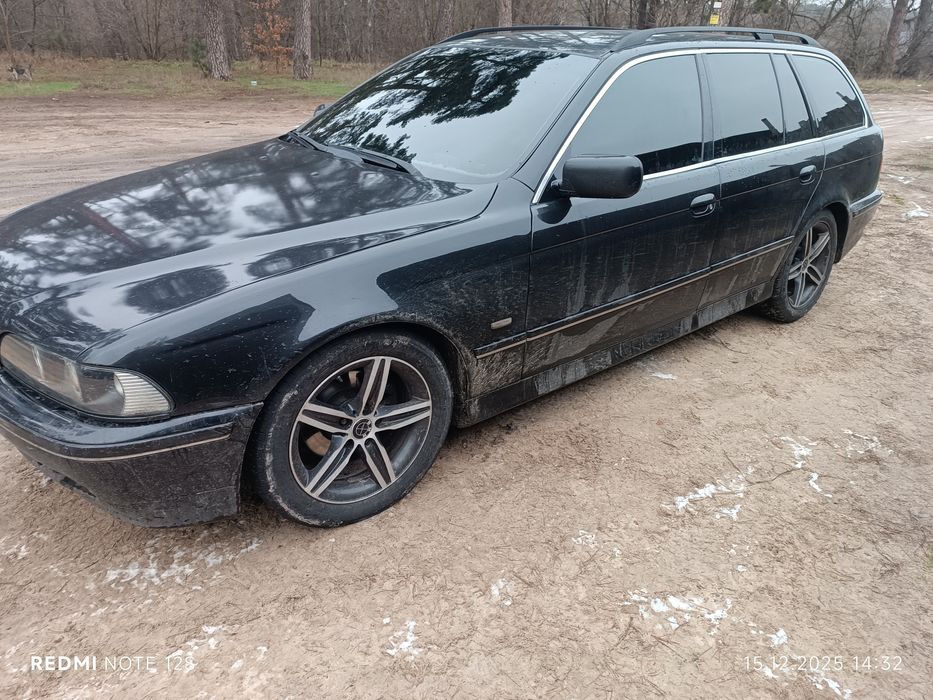 BMW E39 M54B25 Touring 2002 рік рестайлінг універсал механіка обмін