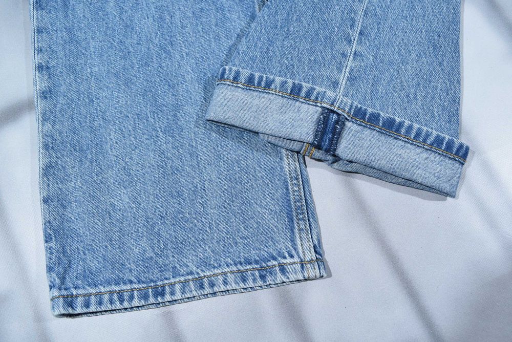 Damskie spodnie jeansy Levis Loose Straight r 29/29 p 82 cm