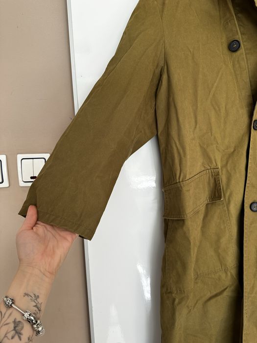 oversizowy khaki trencz