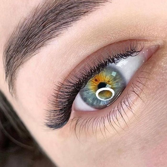 Наращивание ресниц 700грн классика 2д,3д Голливуд МЕГА объем