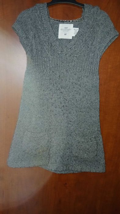 122-128, szara sukienko tunika z kapturem, ciepła, kieszenie