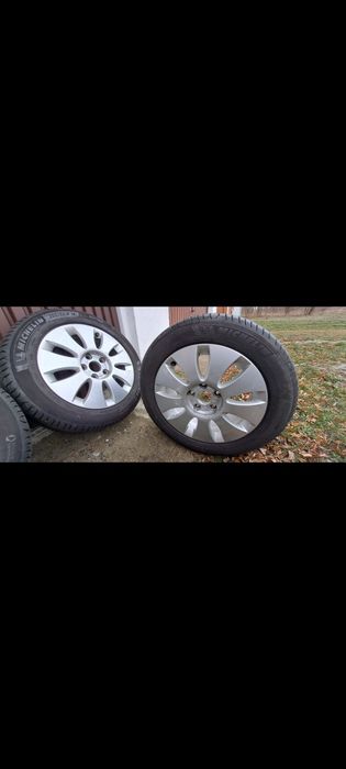 Alufelgi Audi 16 5x112  ET35  7J  Stan Idealny z Dekielkami