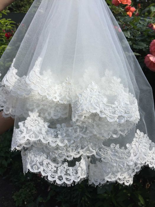 Фата весільна з мереживом Свадебная фата