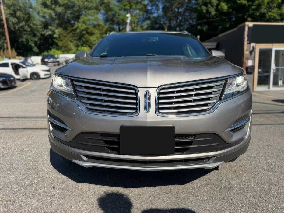 Lincoln Mkc      2021