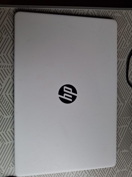 Laptop HP série 15-d5000 de 15,6 polegadas