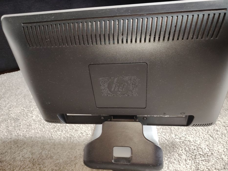 Monitor LCD TFT 20 polegadas