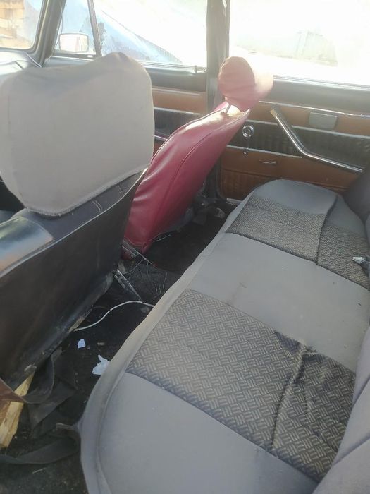 Продам терміново ВАЗ 2103