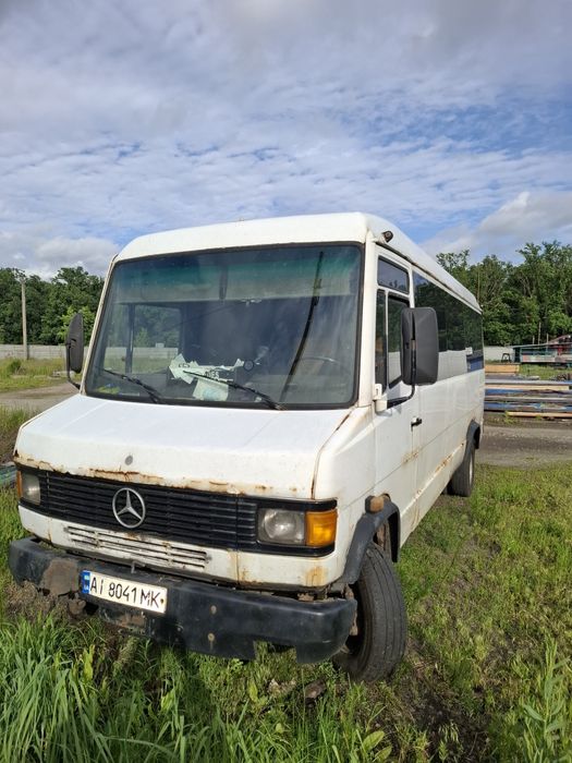 Mercedes 609D вантажний