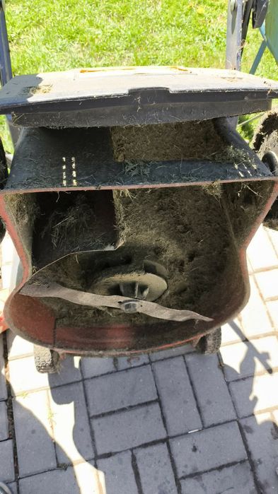Kosiarka elektryczna Trawis + siewnik