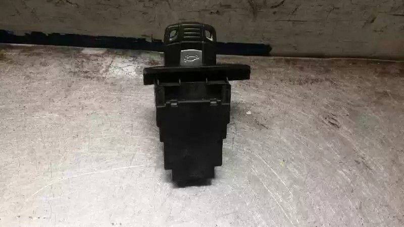 COMUTADOR DE ARRANQUE BMW 1 2008 -695471712