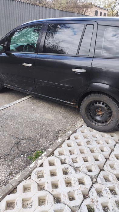 Опель  Зафіра б.