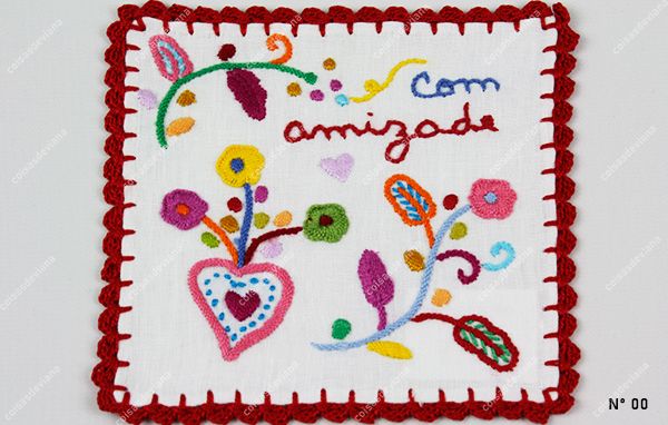 Lencinho dos Namorados/Amizade bordado à mão
