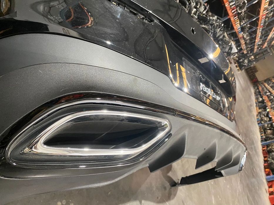Para choques Traseiro + Difusor Ponteira escape CLA AMG 2019
