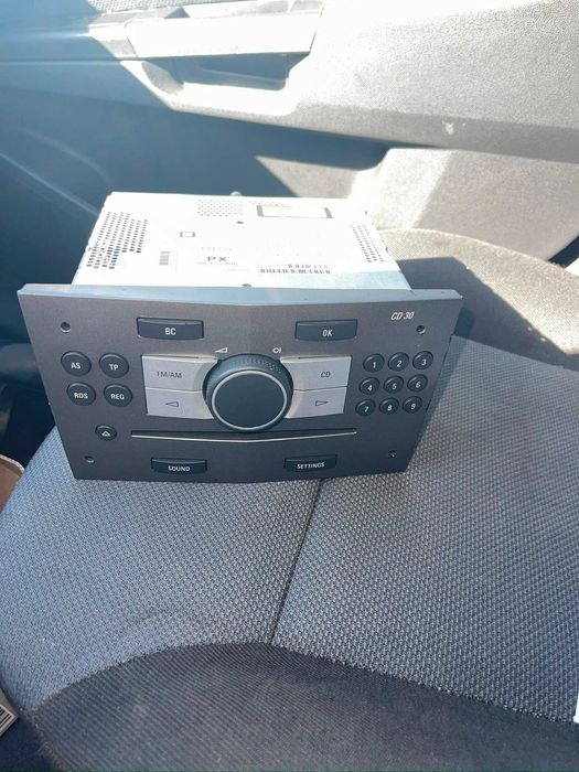 Auto-rádio Original Opel CD30 Compatível com Astra H ou Zafira B