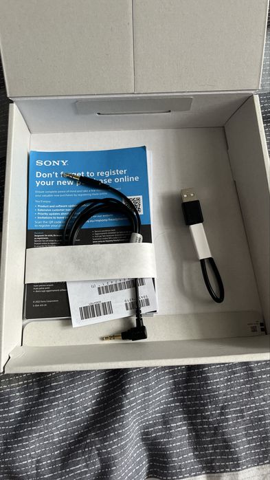 Навушники Sony WH-CH720N
