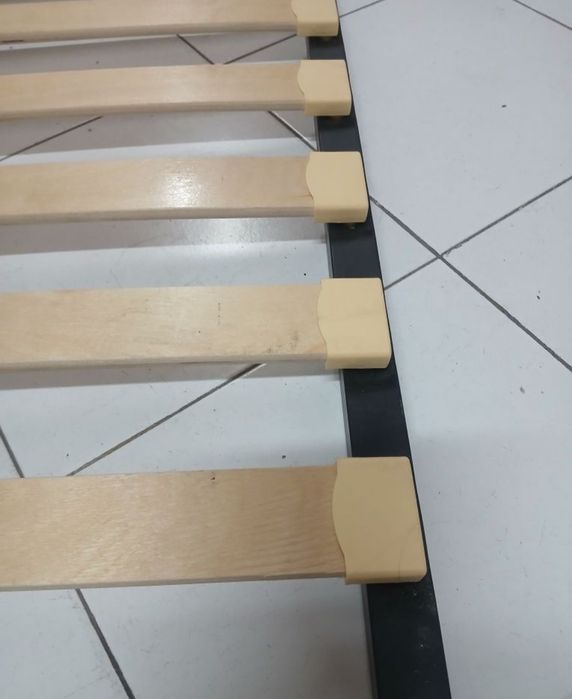 Estrado akkarvik ikea