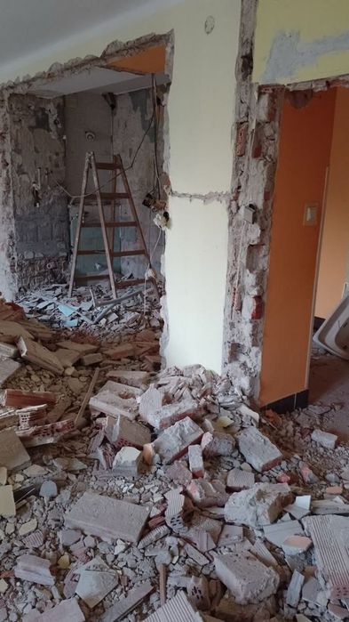 Демонтажні роботи Харків. Демонтаж стен, перегородок, підлог. Демонтаж дверей, окон. Демонтаж єВідновлення. Ремонт квартир, домов