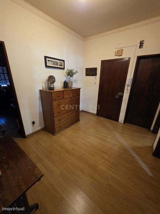 Apartamento T3 com Suite e Terraço Exclusivo – No Coração de Salvaterr