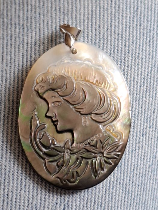 Kamea-muszla abalone.