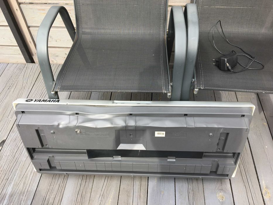 Keyboard Yamaha PSR E403