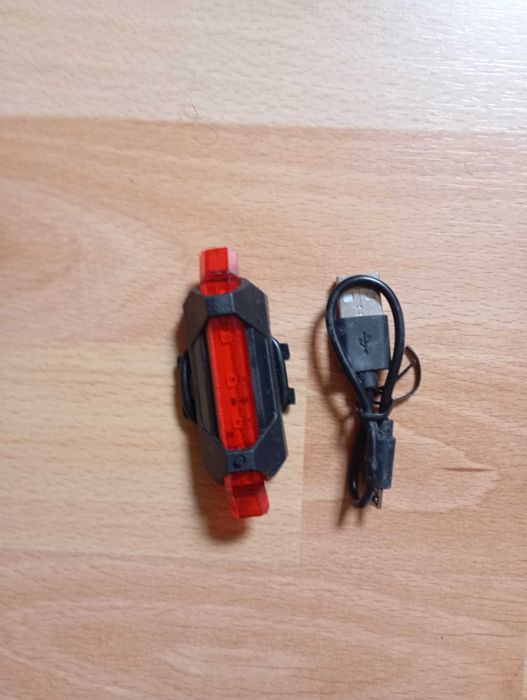 Luz traseira de bicicleta com 5 LED à prova de água (NOVO)