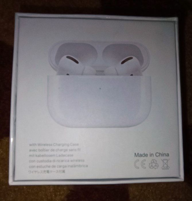 Продам беспроводные наушники Air Pro