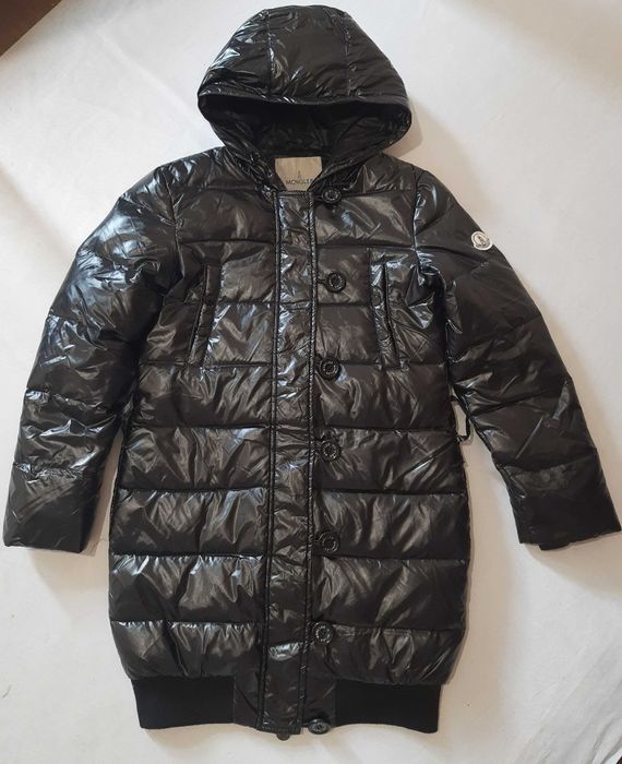 Moncler женская куртеа, пуховик