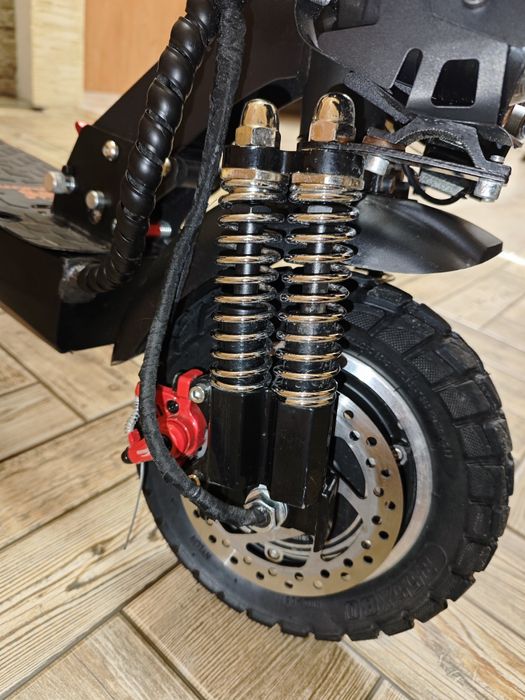 Продам самокат Kugo m4 pro max+ 23 ah, повний привід 2000W . Ключ nfs