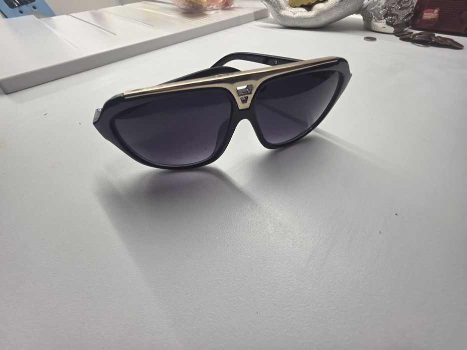 Okulary przeciwsłoneczne  Louis Vuitton