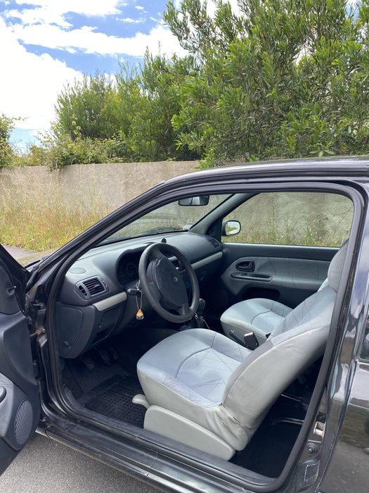 clio 1.5 diesel comercial