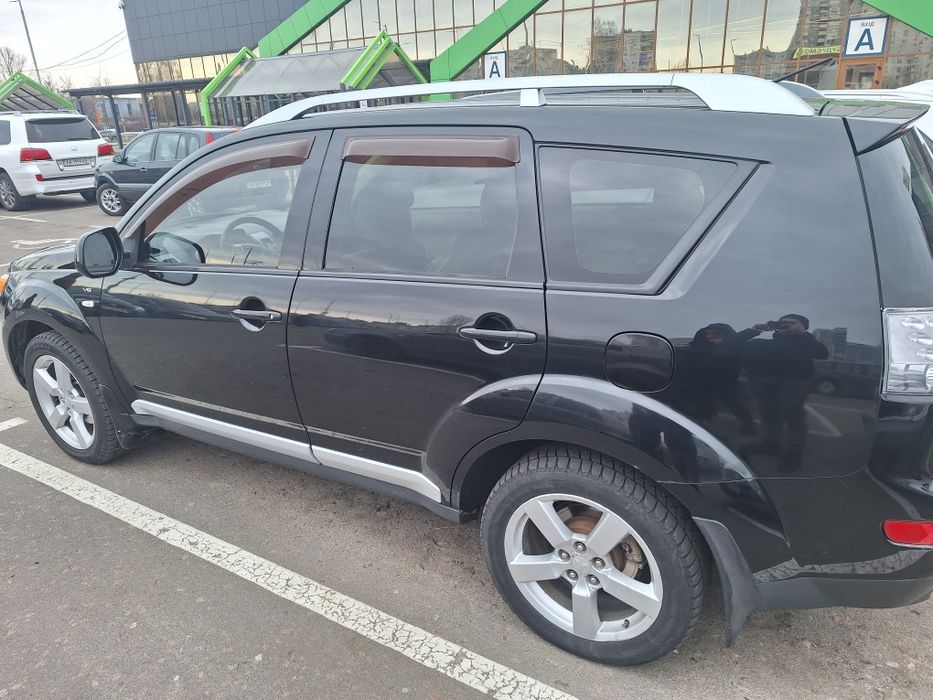 Mitsubishi Outlander XL 3.0 газ/бензин, автомат, 2007 рік