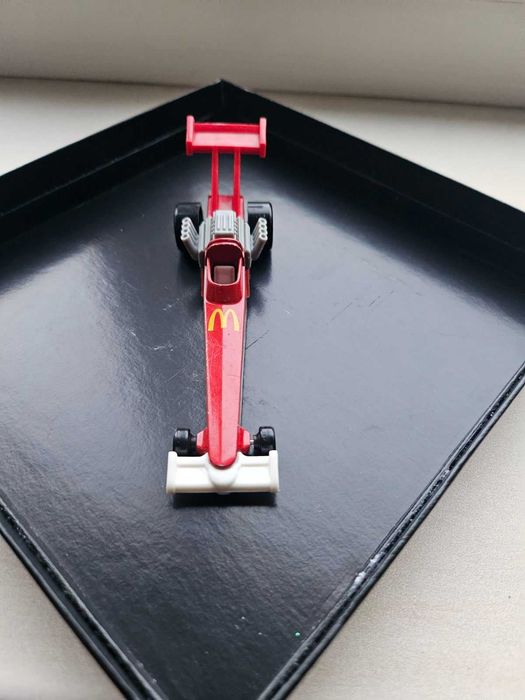 Dragster RED 1993 hot wheels limited edition VTG McDonald червоний