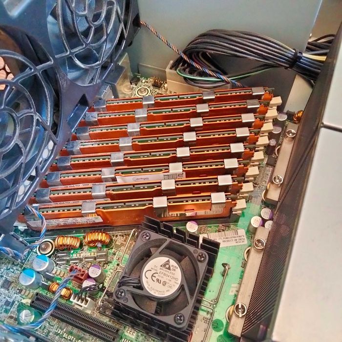 KOMPUTER HP xw6600 workstation komplet