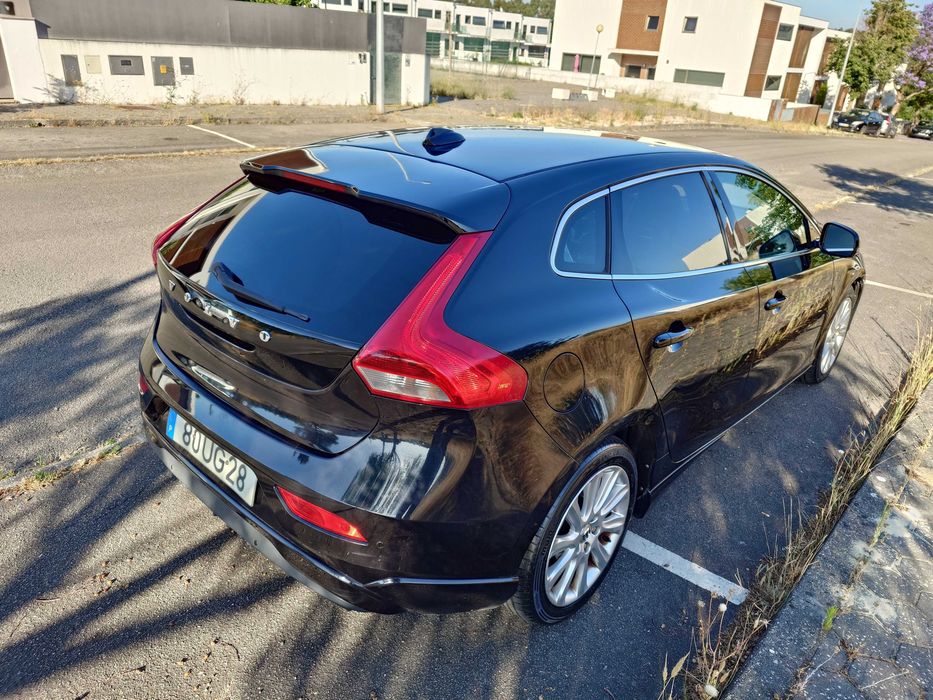 Volvo V40 1.6 Summon