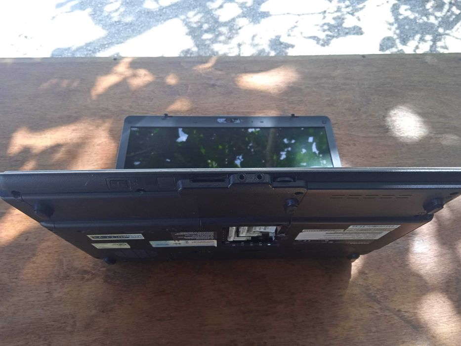 Portátil ASUS F5R pra Peças
