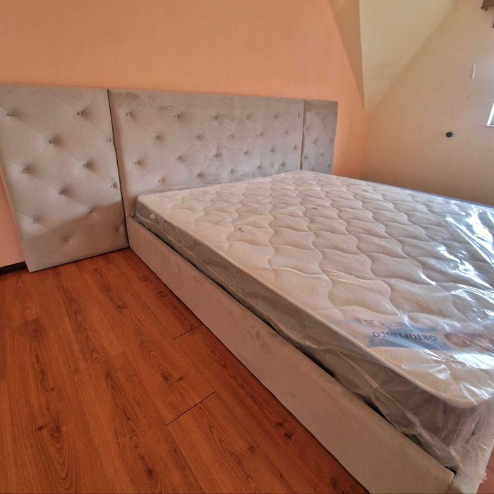 Camas de Casal Estofadas de Luxo 489€ Disp. em Várias Cores! 190x140m!