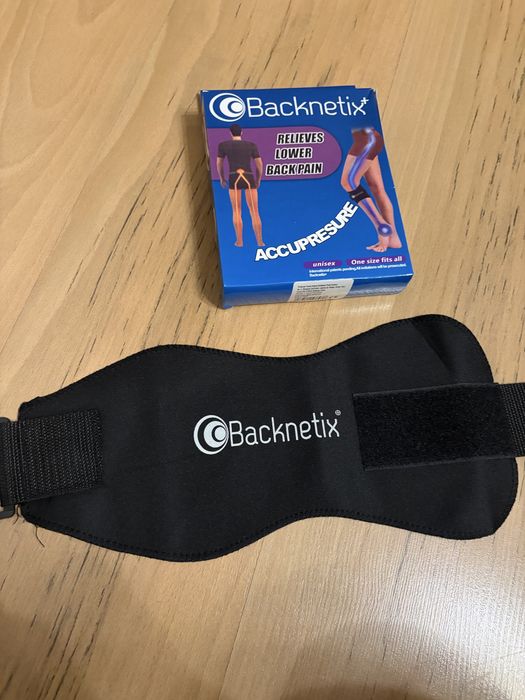 Opaska akupresorowa Backnetix