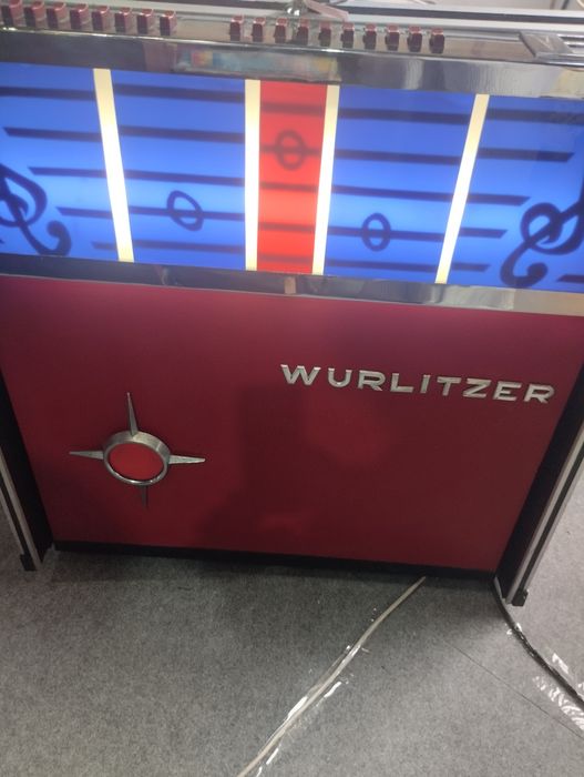 Jukebox de vinil a funcionar