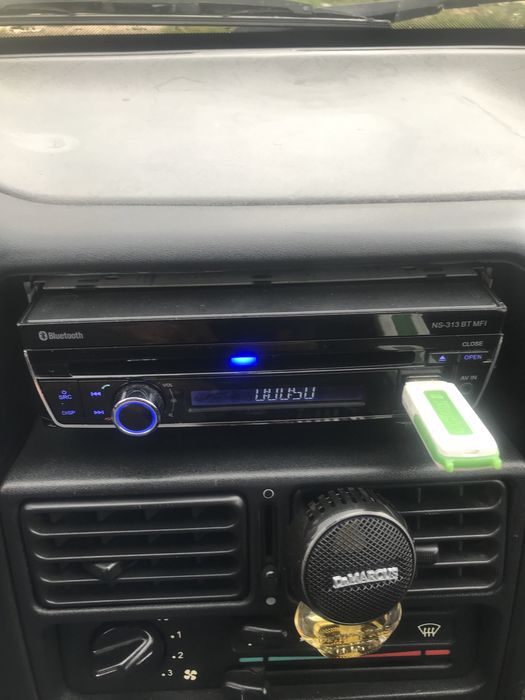 Vendo radio em bom estado