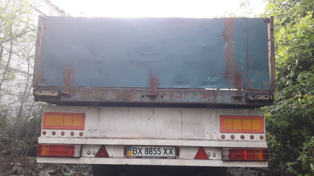 Напівпричіп трохвісний