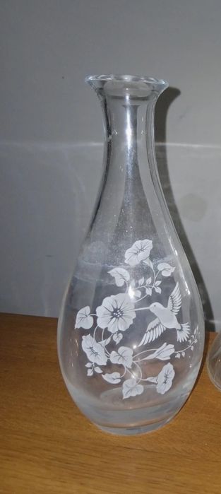 Garrafa de vinho  em cristal