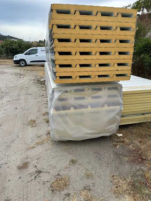 PAINEL SANDWICH COBERTURA E FACHADAS