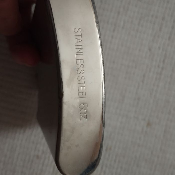 Piersiówka Johnny Walker