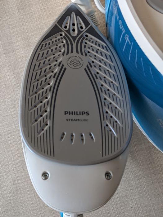 Philips Ferro de Engomar Compact Care CompactPlus GC 7923/20 Como Novo