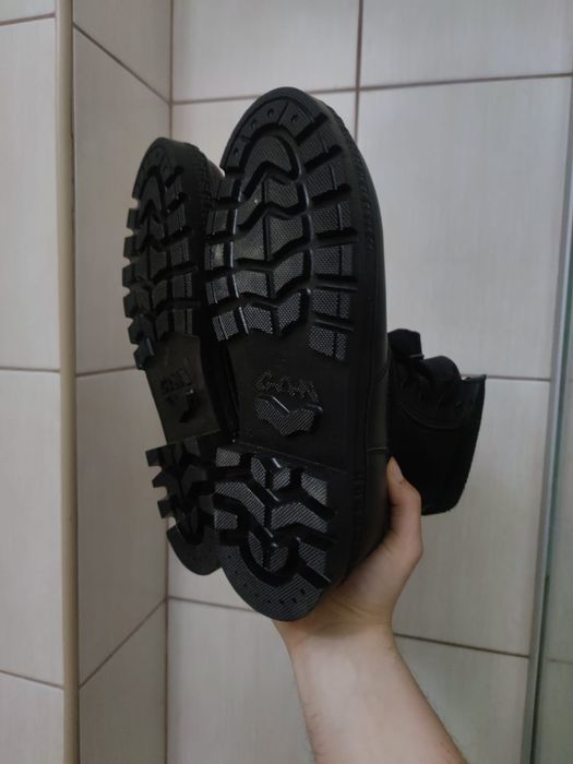 buty męskie 41 unisex CAN eleganckie planowe emo goth skórzane czarne