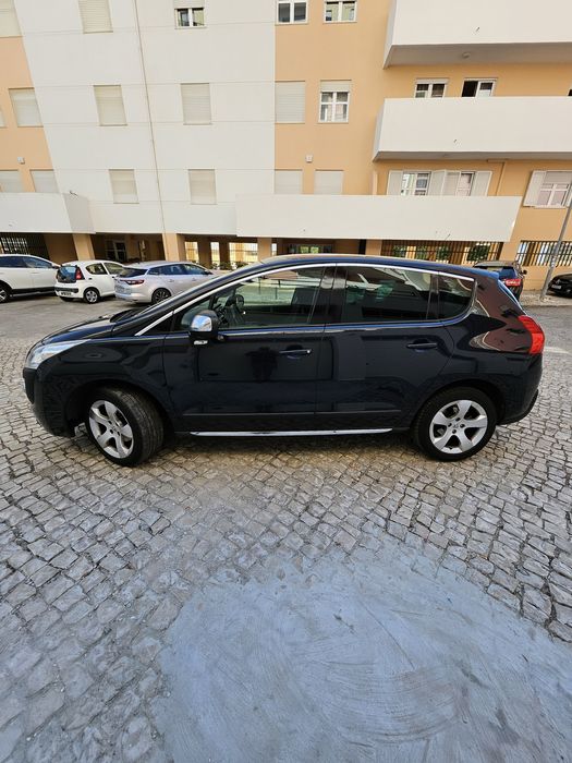 PEUGEOT 3008 hdi
