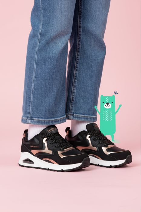 Skechers легкі  стильні кросівки 37р