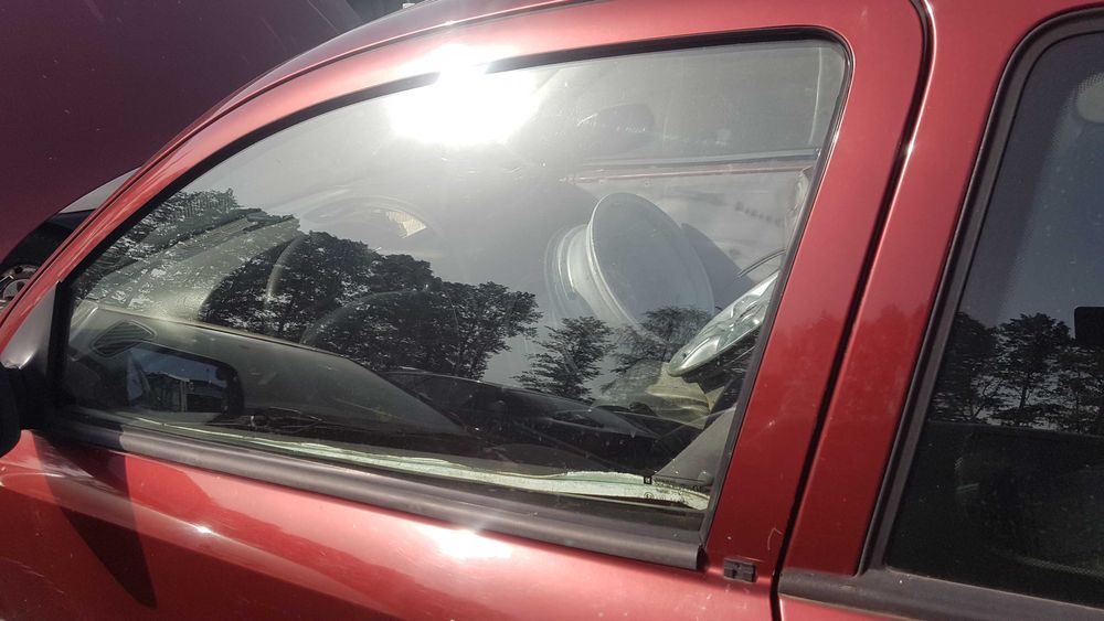 Opel Astra G II szyba boczna lewa 3 drzwi