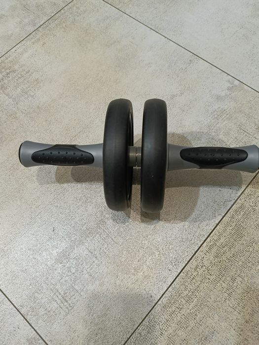 Колесо, ролик гимнастический